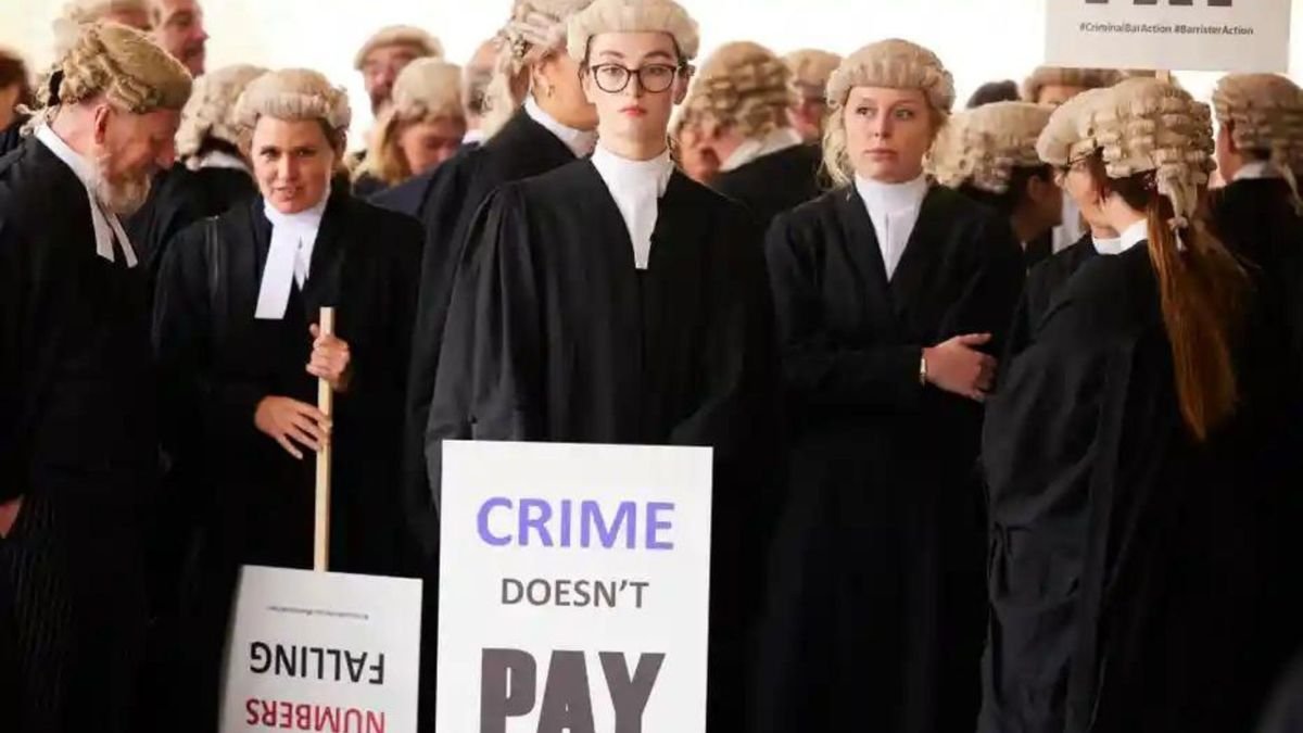 Barrister Begins Strike Over Legal Aid Fees!!